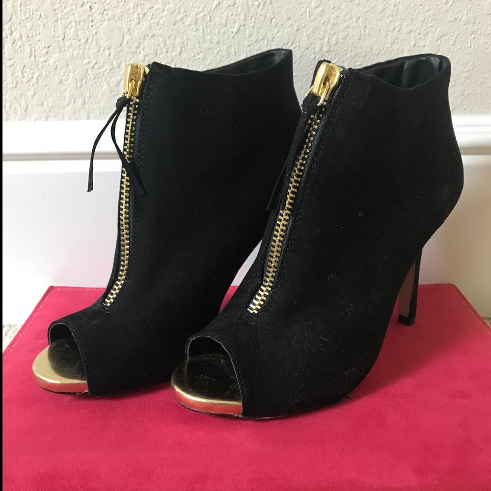 Madden Girl  Black Ripsterr Boots/Booties